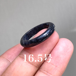 L5-95 美品 黒翡翠 16.5号 ミャンマー産天然 A貨 本翡翠 くりぬき リング 1枚目の画像