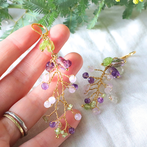 アメジストの藤の花ピアス イヤリング 金属アレルギー対応 ラベンダー