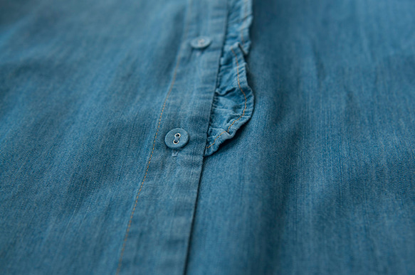 刺繍 シャツ ブルー、ネイビー  オーバーシルエット 普段使い カジュアルシャツ 刺繍 tシャツ 春 春服 春物 大人 12枚目の画像