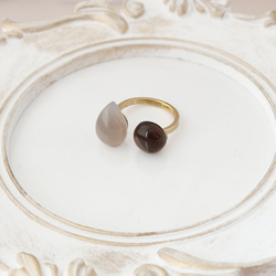 グレーオニキス (ペアシェイプ)× スモーキークォーツ フォークリング フリーサイズ ゴールド 指輪 5枚目の画像