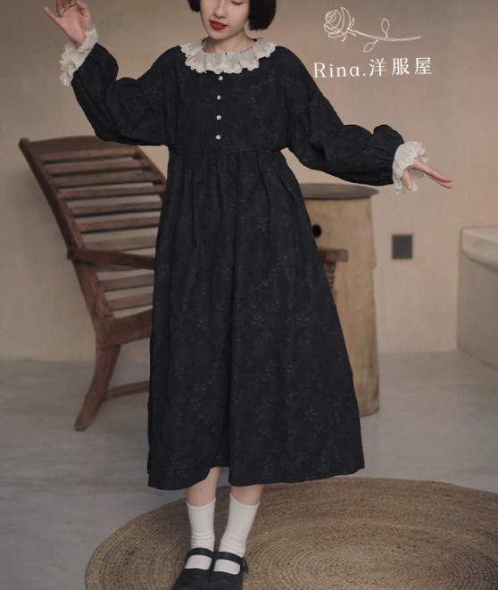 【昭和平成レトロ好きにオススメ♪】レトロ古着／黒ワンピース 昭和平成レトロ好きにオススメ♪】レトロ古着／黒ワンピース