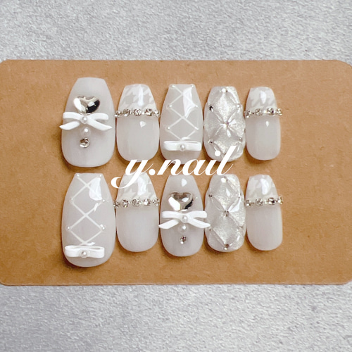 ネイルチップ オーダー キルティング マグネット 韓国 白 リボン 蝶々 7ba86f5f90601ebb468b63e6ad2b7d