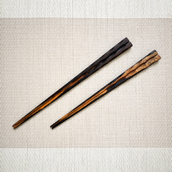 榧の木　かや　一枚板　無垢材　彫刻　カウンター まな板　天板　ハンドメイド 榧工房 かやの森 | 【本榧まな板 準合格品のご紹介】 . 木は風に
