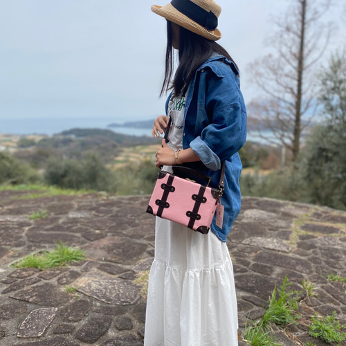本革トランクショルダーバック ショルダーバッグ Liora Trunk