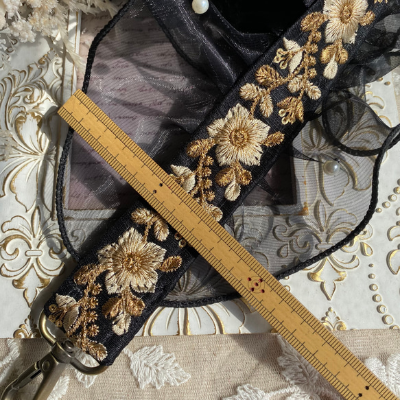 無敵な可愛さ⸜‪‪❤︎⸝‬‪‪インド刺繍リボン × パール付きシフォン のショルダーストラップ 5枚目の画像