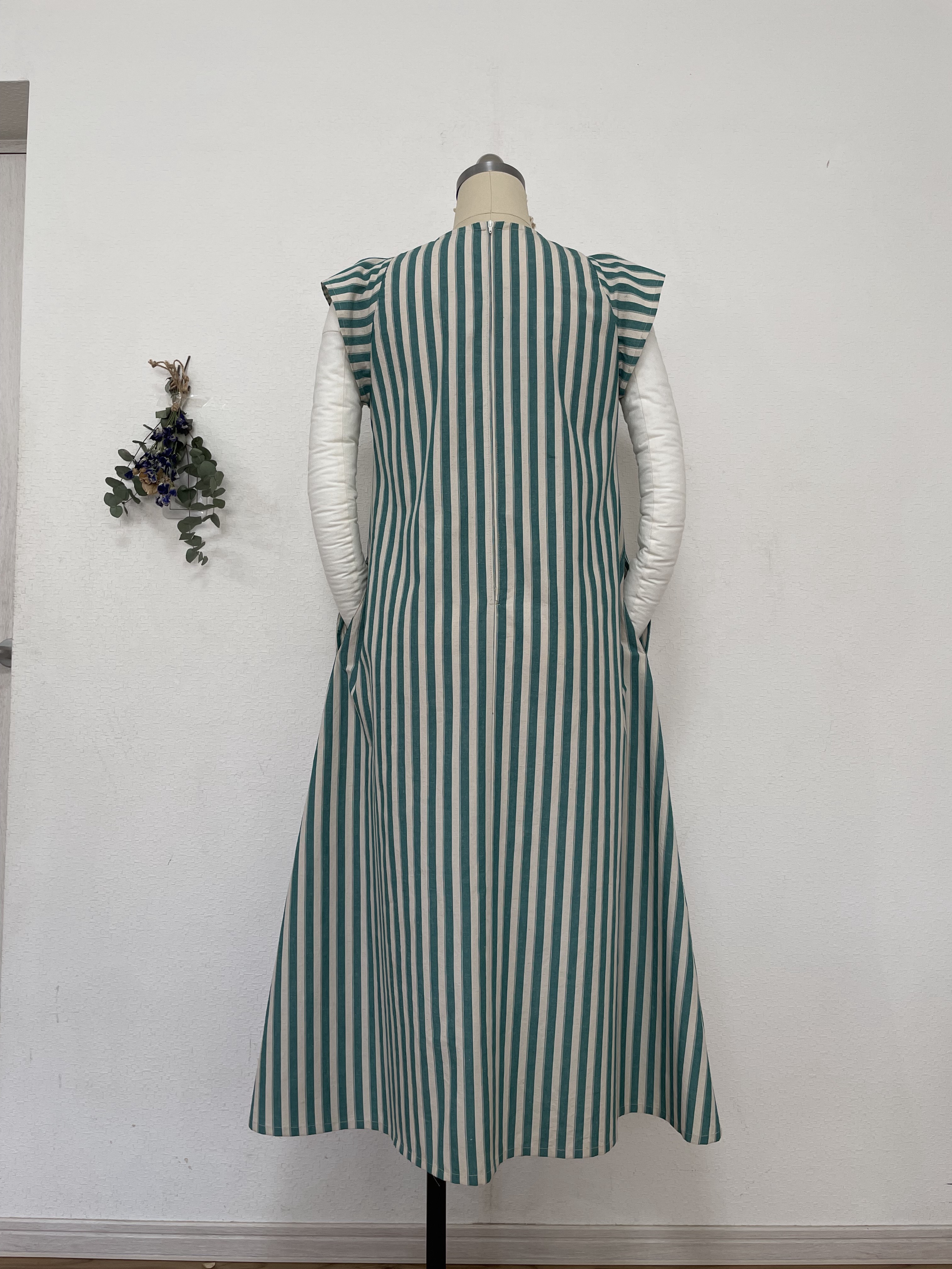 コットンリネンのバタフライワンピース