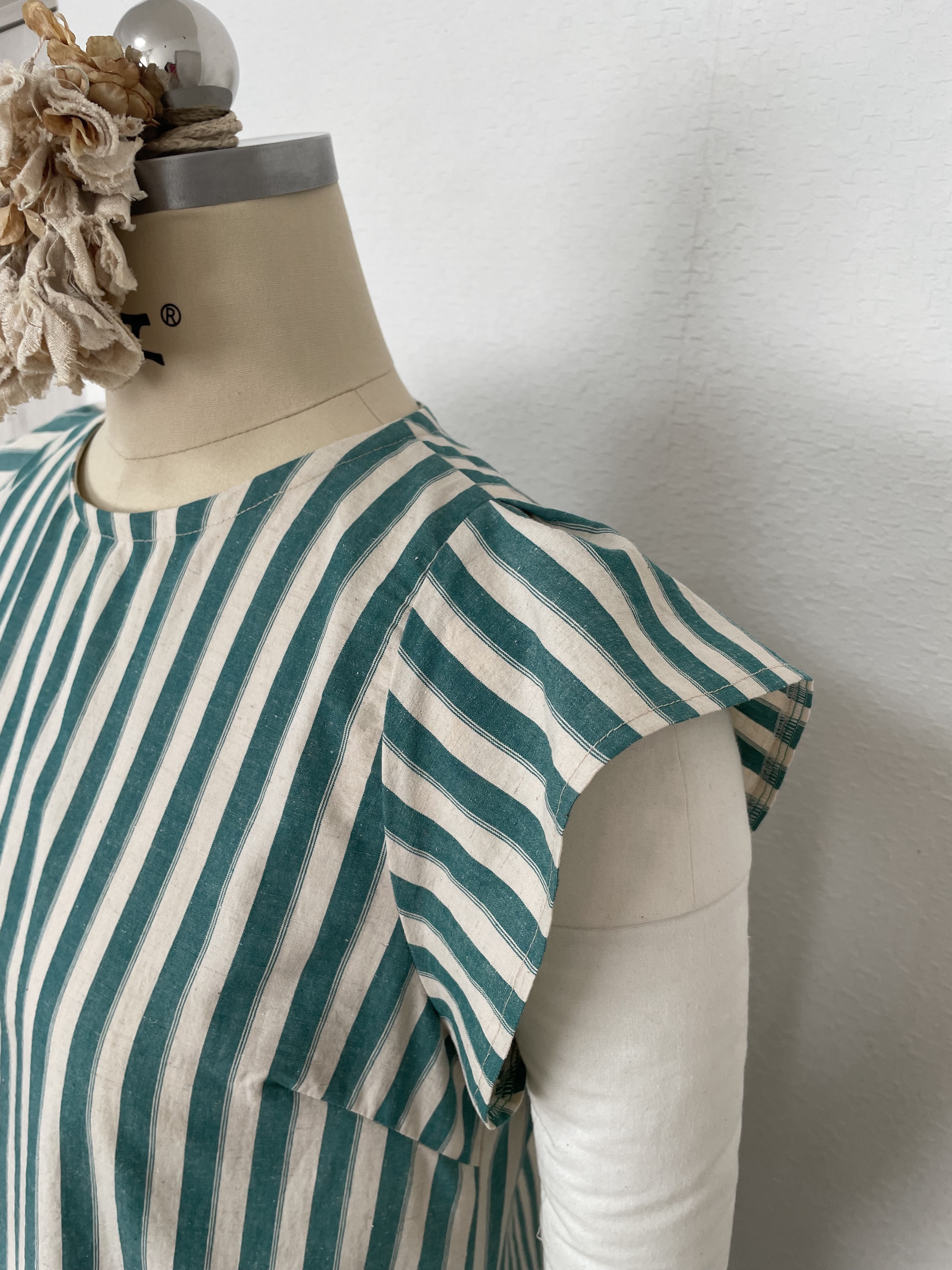 コットンリネンのバタフライワンピース