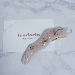 うねうねヘアピン ヘアクリップ　花柄　白 irodorin 3枚目の画像