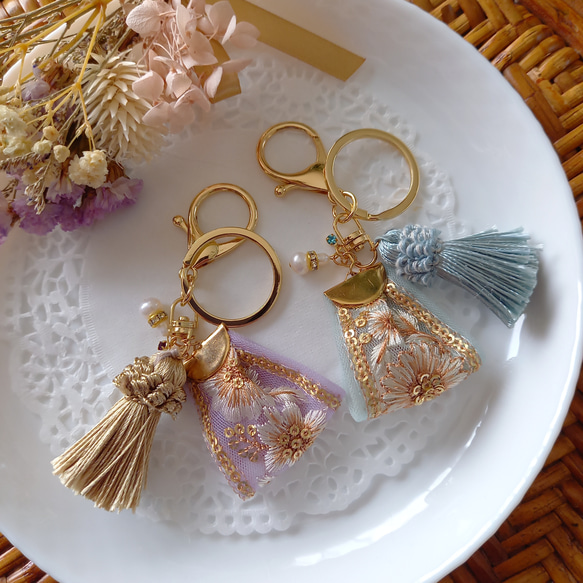 新色】インド刺繍リボン キーホルダー No.3 バッグチャーム