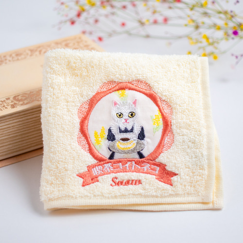 猫種4種類メイド猫さんの刺繍ハンカチ｜名入れハンドタオル