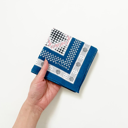 Dot & Check 大判ガーゼハンカチーフ(BLUE)プチスカーフ Dot & Check 大判ガーゼハンカチーフ(BLUE)プチスカーフ