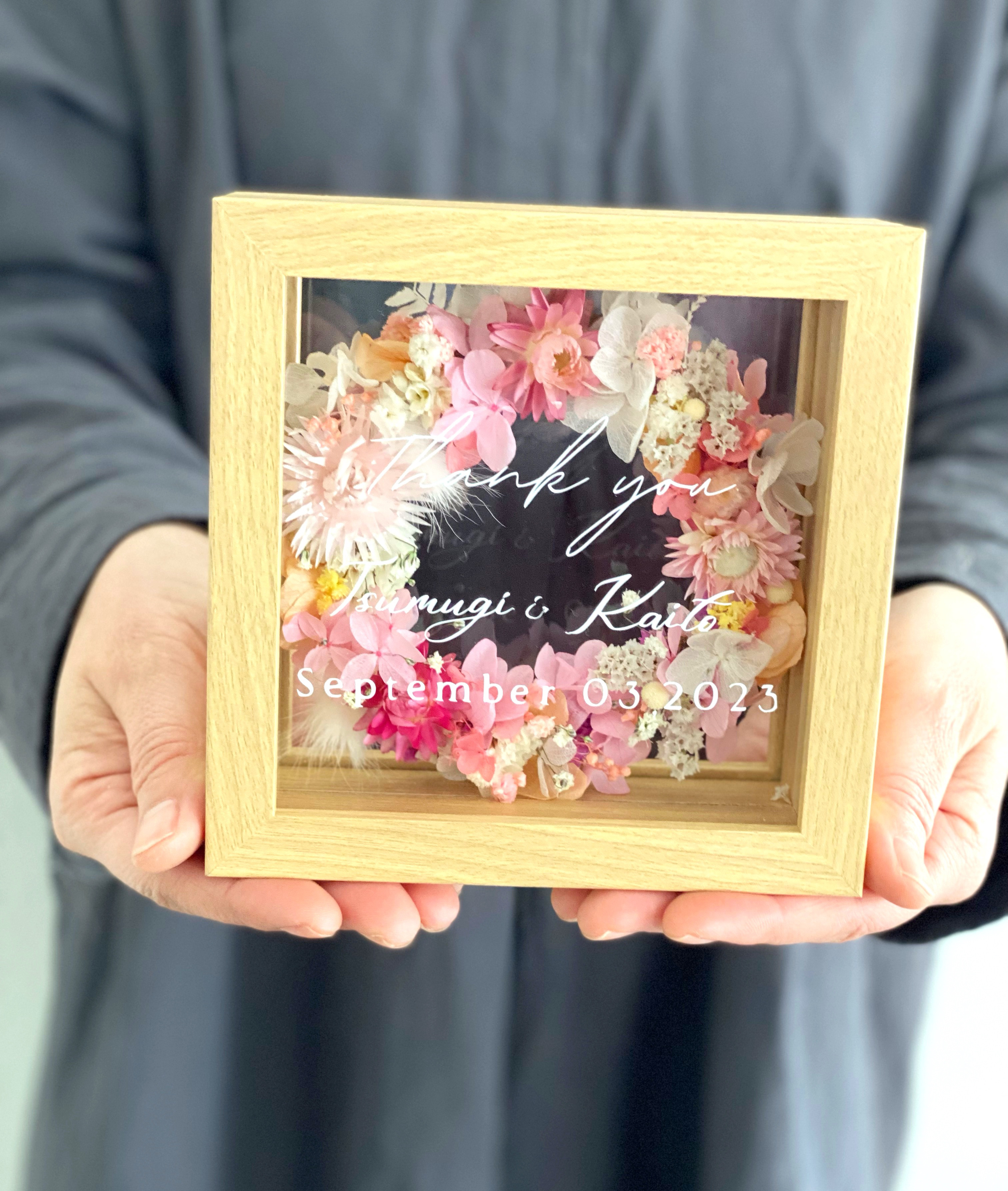 文字入れOK ウェディング　ウエルカムボード　子育て感謝状　お祝い　木製ガラスケースフラワーボックス