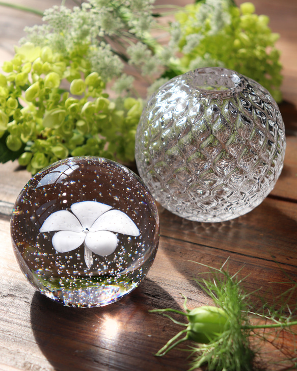 手元供養『こはる -水中花-&フルッタ一輪挿し』ガラス位牌 メモリアル仏具 遺灰 遺骨 ペット 愛犬 愛猫 分骨 ご遺灰など ご遺骨 水中花 ご遺灰 ローマ字か平仮名 **