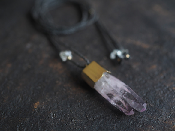 lepidocrocite in amethyst brass necklace (saikau) 8枚目の画像