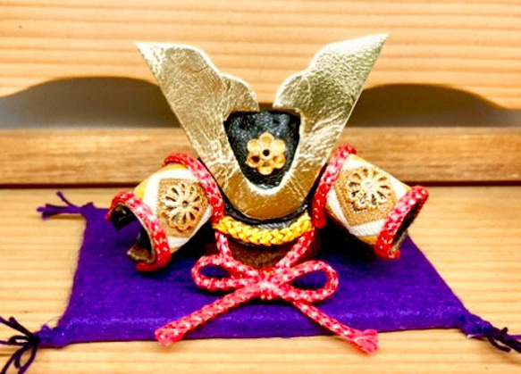 森き　ミニチュア五月人形　兜　miniature Samurai. 1枚目の画像