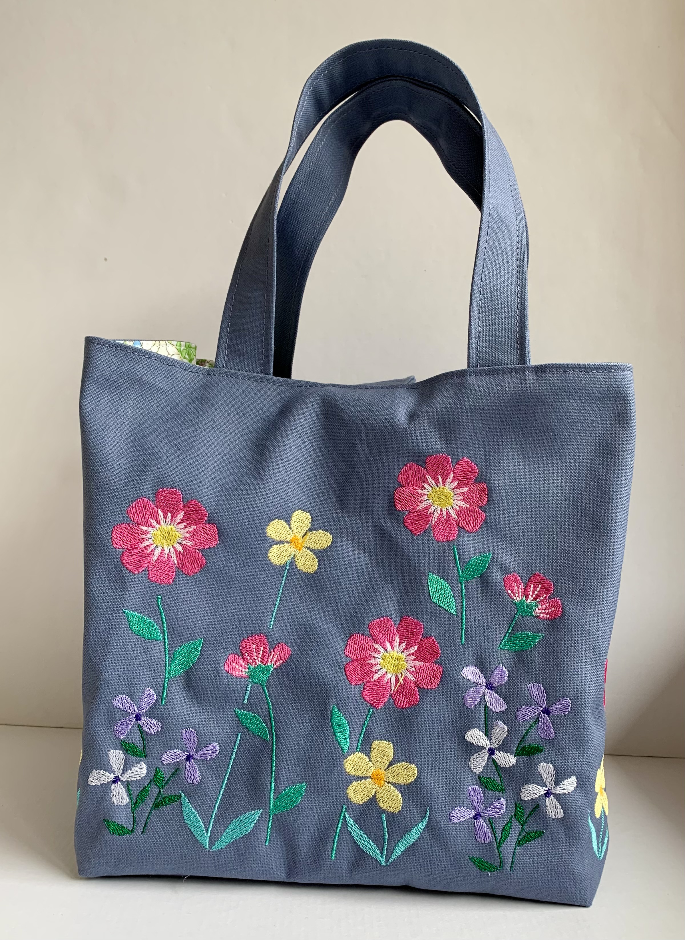 OKAJIMA 花柄刺繍 トートバッグ ブラウン 箱付き