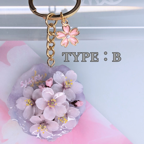 IMP.　ゆれるお花のバッグチャーム♪ hs323_nico.jpg