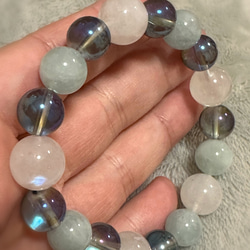 ムーンストーンとアクアマリンのお守り 3枚目の画像