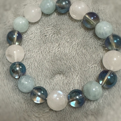 ムーンストーンとアクアマリンのお守り 2枚目の画像