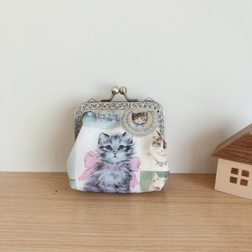 がま口 ポーチ 手編み 全身猫ちゃん ストラップ付き