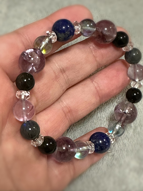アイリスアメジストとラピスラズリのお守り 2枚目の画像