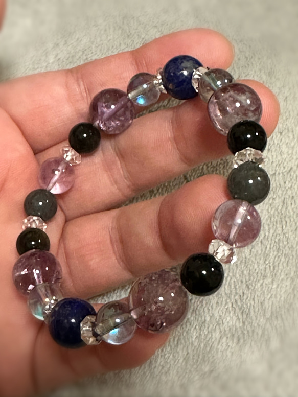 アイリスアメジストとラピスラズリのお守り 3枚目の画像