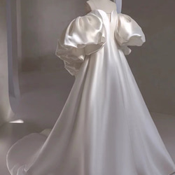 ウェディングドレス　ボリューム袖　サテン　Aライン　二次会　前撮り（WD242149） 6枚目の画像