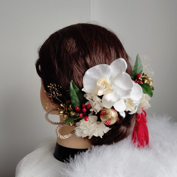 結春＿＿南天の実と鞠玉の髪飾り 卒業式 成人式 結婚式 髪飾り 白無垢