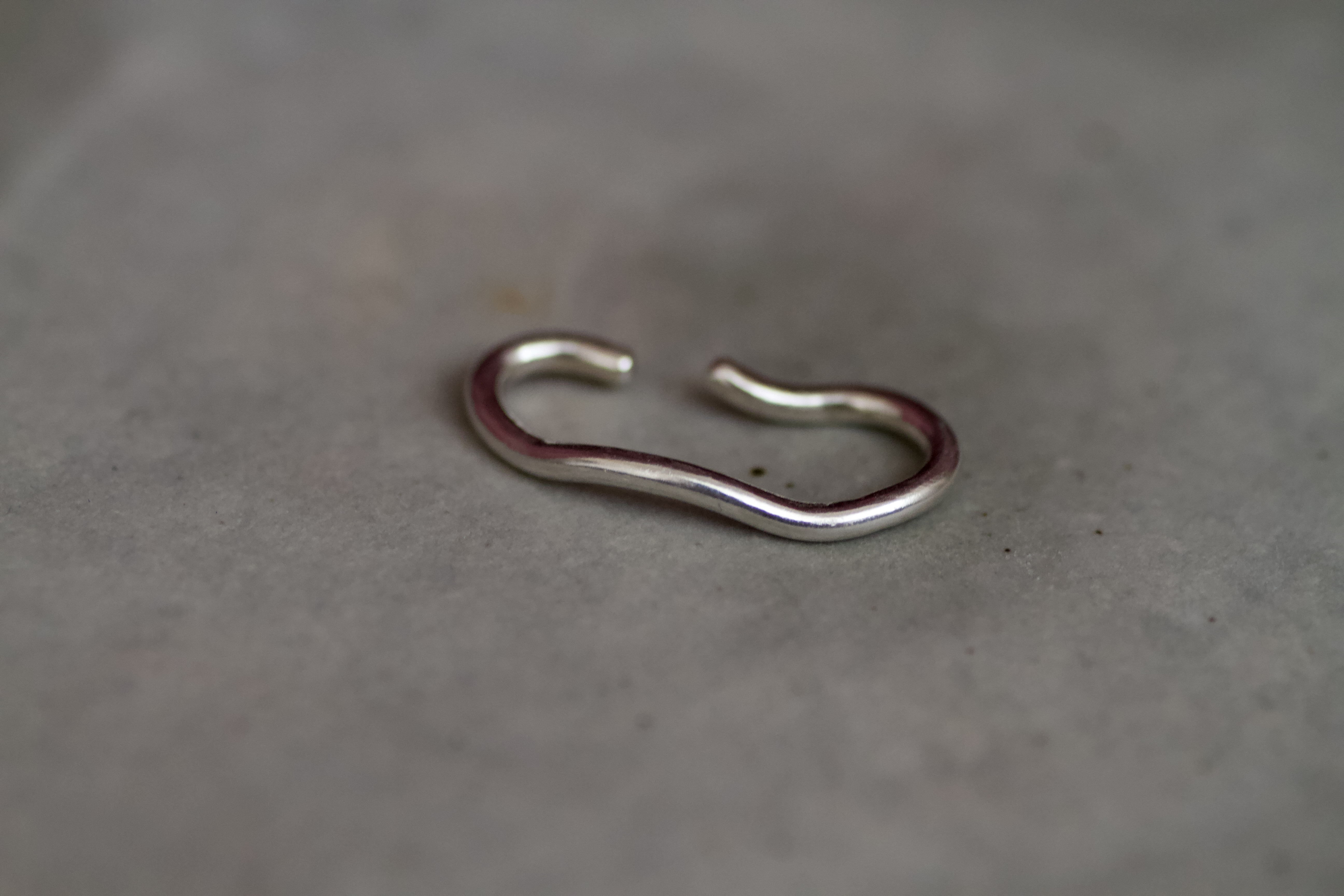 silver950  wave line ear cuff