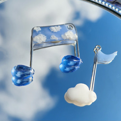 空の音符のアクセサリー　イヤリングorピアス　対応　空のアクセサリー　青空　雲のアクセサリー　個性　 6枚目の画像