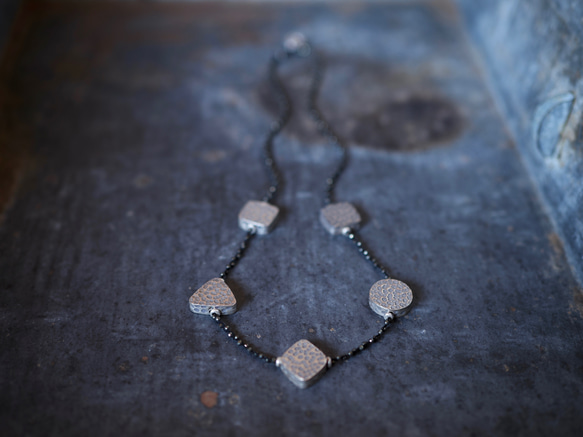 Braid necklace -Hammered silver- 1枚目の画像