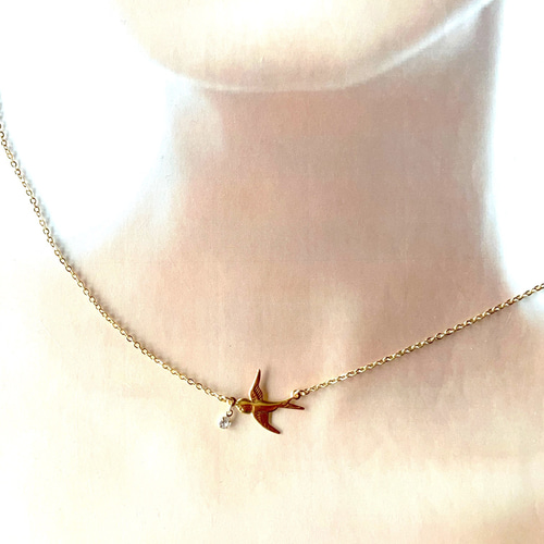 雨上がり の ツバメ ネックレス ジルコニア付き （燕 つばめ 華奢 金色