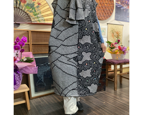 総絞り着物リメイクセットアップ 刺繍　ワイドパンツ　チュニック ブラック 0cbb6dc46d6116c5fcc5fb9f961adc