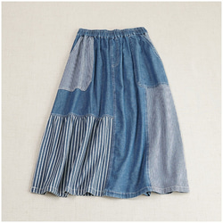 大人のリラックススカート 頑張らずともこなれて見える デニム ロング丈 レイヤード風 異素材 レディース ロング丈 ネイ 4枚目の画像