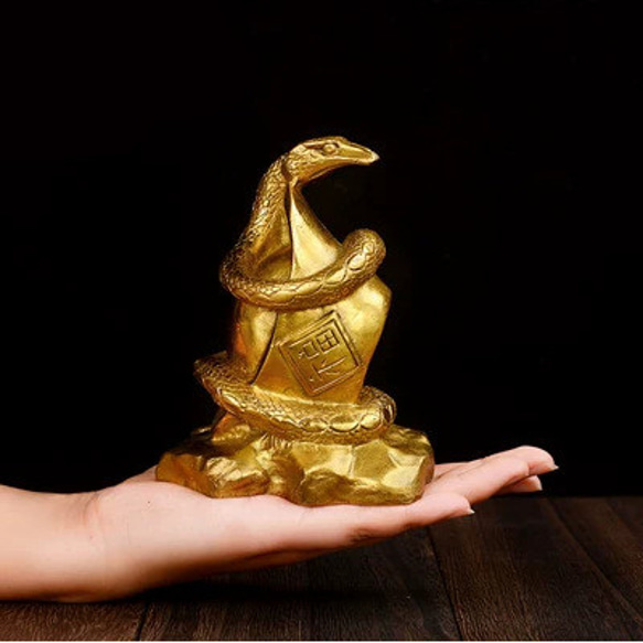 蛇 中size  銅製 置物 縁起物 巳年 弁財天  開店祝いグッズ風水 玄関 1枚目の画像
