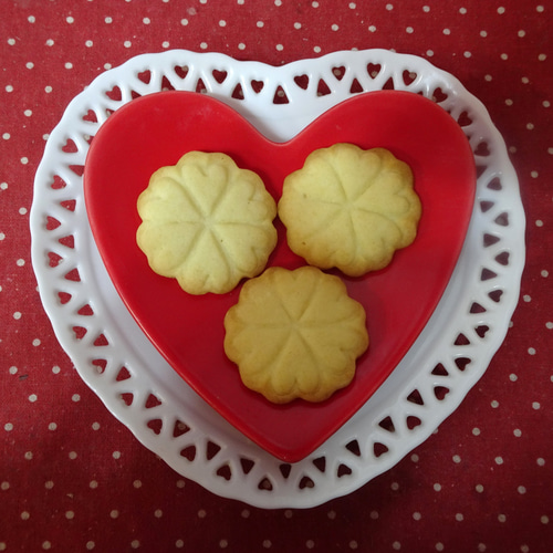 あたまになります。 アンティークキルト＆かご・お花3束セット·͜