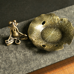 真鍮　カエル　お香立て　受け皿セット　線香立て　風水　ヨガ　縁起物　蛙 6枚目の画像