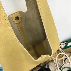 ファッションシンプル革　レディース日常用　柔らかいショルダーバッグ 13枚目の画像