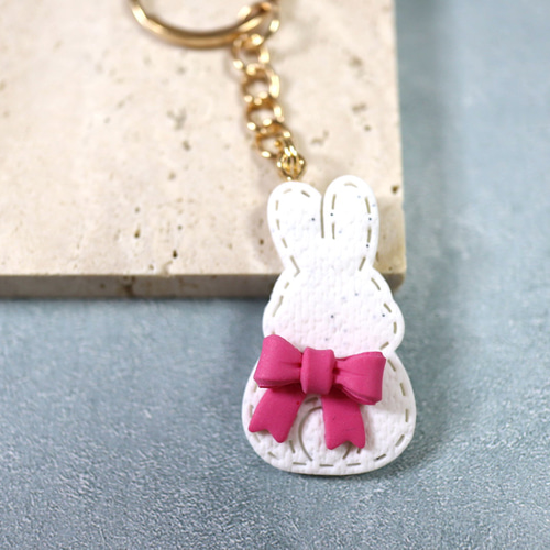 うさぎ キーホルダー りぼん付 選べるキーホルダーパーツ ポリマー