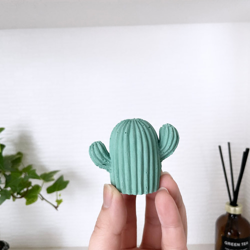 Amazon.co.jp: 植木鉢 多肉植物の鉢 ガーデニング 置物 おしゃれ