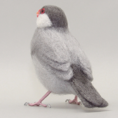 本トリ No.107 シルバー文鳥 4号 / 羊毛フェルト リアルサイズ