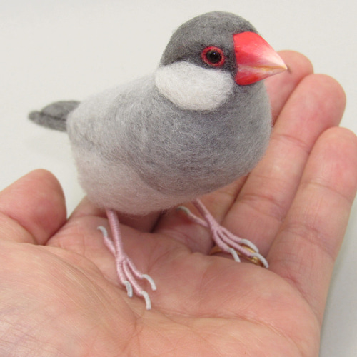 本トリ No.107 シルバー文鳥 4号 / 羊毛フェルト リアルサイズ 羊毛
