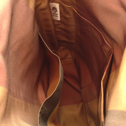 着物正絹帯リメイクハンドバッグ&ポーチＡ4サイズ　No.01　桔梗鳳凰柄・シルク・京都・豪華 5枚目の画像