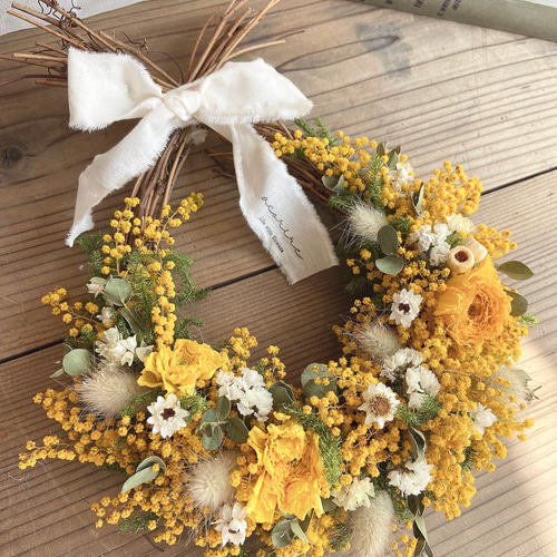 ミモザとラナンキュラスのしずくリース リース acorire 通販 17453476  