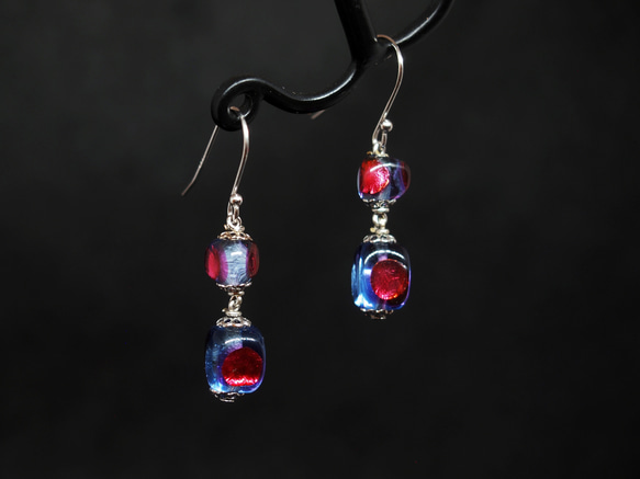 威尼斯穆拉諾琉璃珠耳環  #GE0035 藍包紅點銀箔珠耳環 第2張的照片