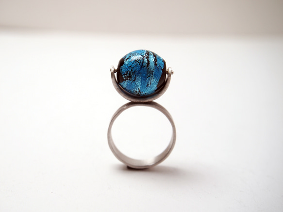 威尼斯穆拉諾琉璃珠戒指 #GR004 黑底透明藍銀箔珠 第2張的照片
