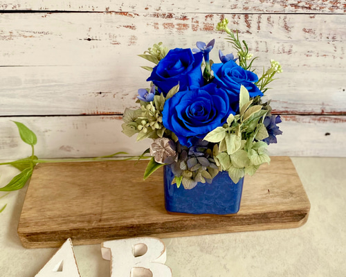 プリザーブドフラワーアレンジメント ブルーローズ ブルーベース
