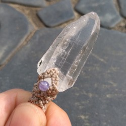 【ガネッシュヒマール産】ヒマラヤ水晶の天然石マクラメペンダント[PEN-119] 3枚目の画像