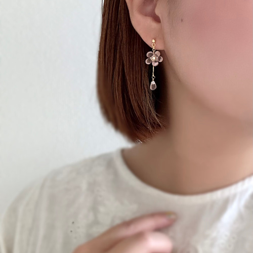 ゆらゆら花くらげピアス・イヤリング ピアス（フック・チェーン