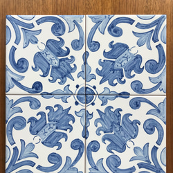ポルトガル・タイル　アズレージョ　4枚セット　飾りや鍋敷きに 14㎝/1枚（幾何学模様2） 1枚目の画像